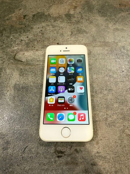 42569 iPhone SE初代 128G シルバー SIMフリー 中古品