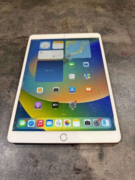 21050 iPad Air3 64GB GOLD Wi-Fiモデル ジャンク