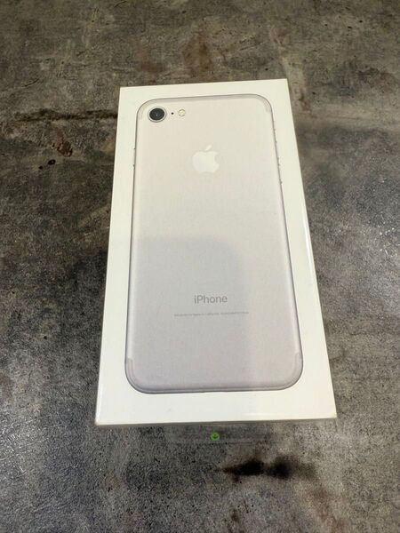 3881 iPhone7 32GB シルバー SIMフリー 新品未開封