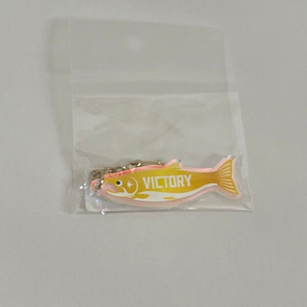 北海道日本ハムファイターズ VICTORYしゃけまる オーロラ アクリルキーホルダー