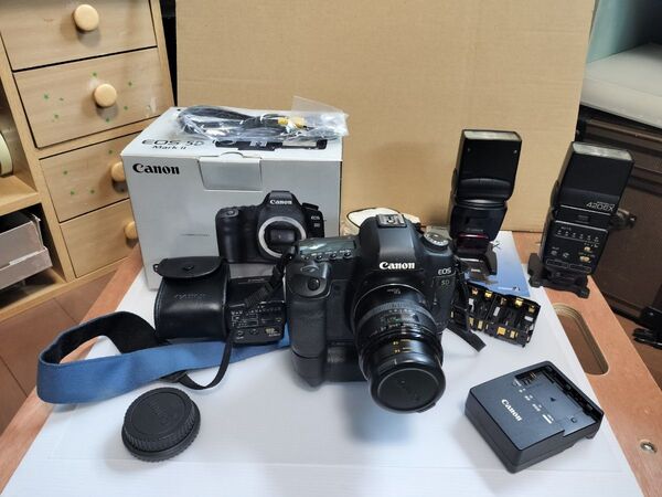 Canon EOS 5D Mark II デジタル一眼レフカメラセット