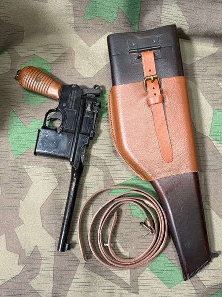 ドイツ軍 モーゼルM712用木製ホルスター(焦茶色)&本革スリング(レプリカ) 中国国民党軍 サバゲー ミリタリー トイガン