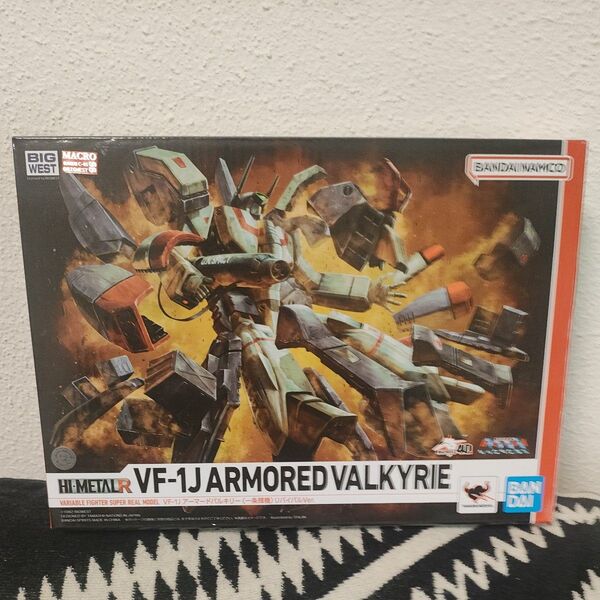 HI-METAL R / VF-1J アーマードバルキリー