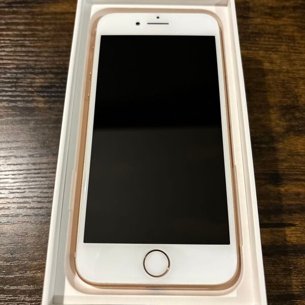 ※超美品※Apple iPhone 8 ゴールド 本体