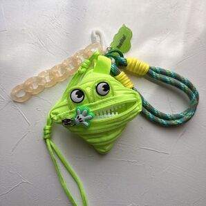 モンスタージップポーチ付きじゃらじゃらキーホルダー