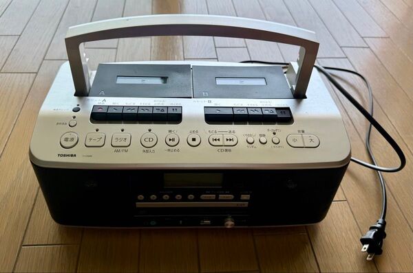 東芝 CDラジカセ カラオケ Wカセット TY-CDW99