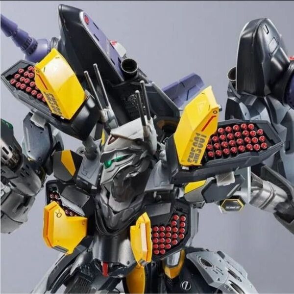 新品未開封 DX超合金 VF-25S アーマードメサイアバルキリー (オズマ・リー機)リバイバルVer.