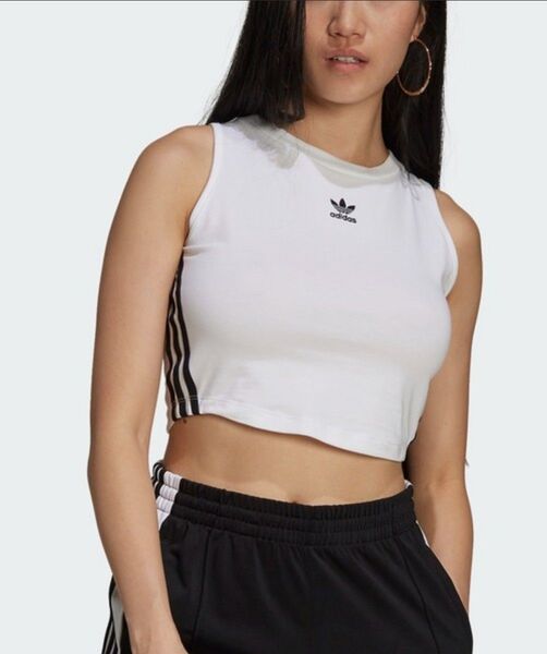 adidas 白 アディカラー クラシックス クロップドタンクトップ 女性S アディダス スポーツ ダンス ヨガ トレーニング