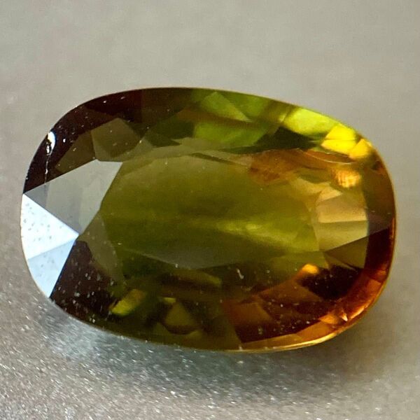 バイカラー トルマリン ルース 0.85ct モザンビーク産 VS 裸石 天然石 一点物