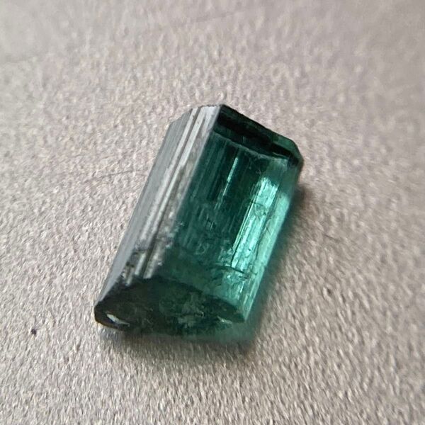 インディゴライト トルマリン 原石 0.35ct 天然石 アフガニスタン産 鉱石