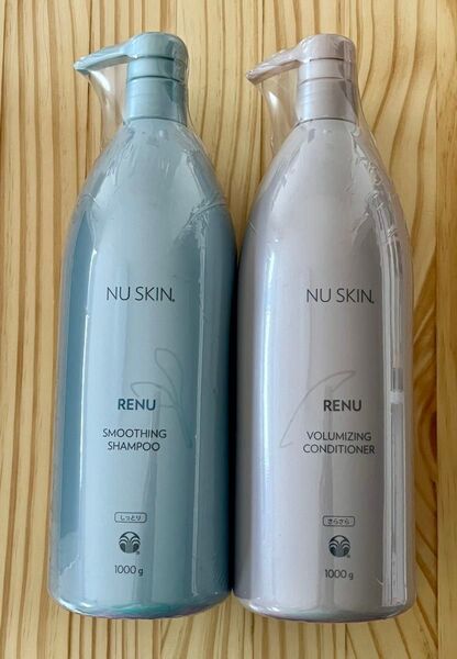ニュースキン レニュースムージング シャンプーしっとり1000g とボリューマイジングコンディショナーさらさら 1000g