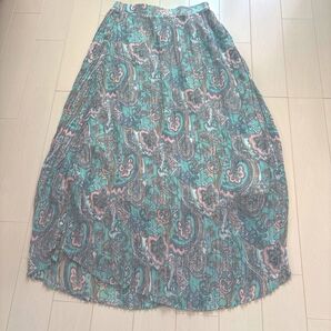 ロングスカート プリーツスカート ペイズリー柄 グリーン系
