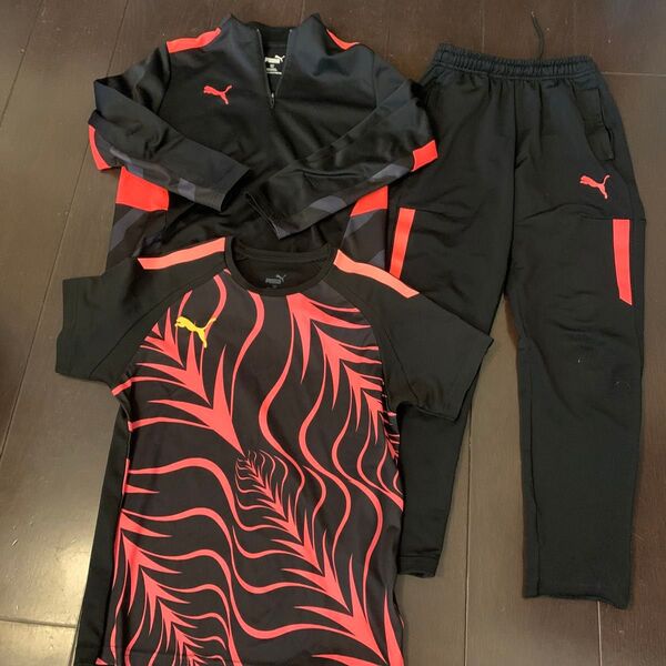 PUMA プーマ ジャージ 上下セット Tシャツ 3点セット ジャージ下の膝に、小さい穴があります。