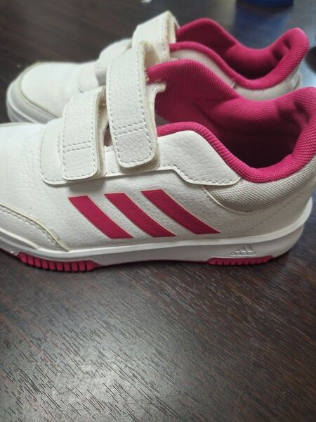 adidas キッズ スニーカー 白 ピンク マジックテープ 19cm