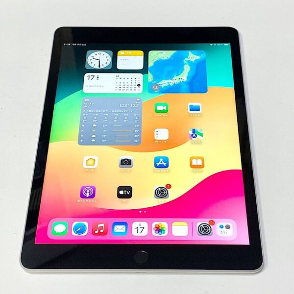 ほぼ未使用 Apple保証2026年2月24日迄 ★ iPad 第9世代 10.2インチ 64GB シルバー Wi-Fi
