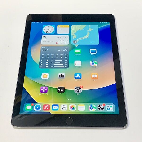 バッテリー88% ★ iPad 第5世代 9.7インチ 32GB グレイ SIM Free ★ 美品 ★