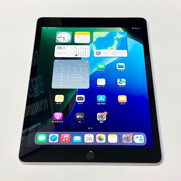 ほぼ未使用 充電9回 100% ★ iPad 第9世代 10.2インチ 64GB シルバー Wi-Fi ★ 新品同様 ★