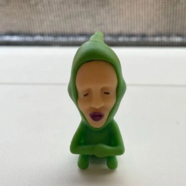 【新品未使用】 こびとづかん おすわりフィギュア クサマダラオオコビト 自立 フィギュア