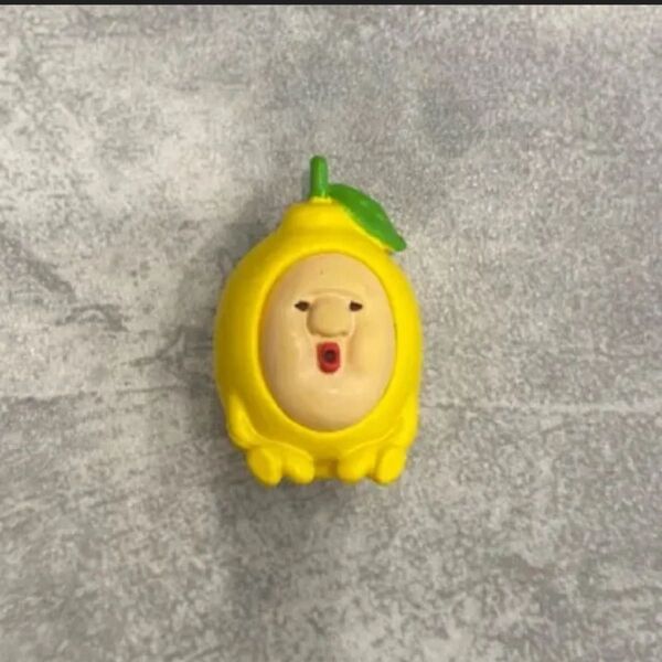 【新品未使用】 レモンスマシ こびとづかん フルーツバスケット バスボム バスボール おすわりマスコット フィギュア 入浴剤