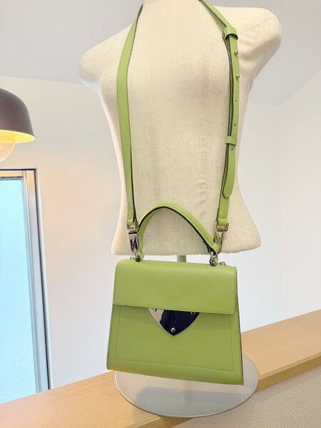 Coccinelle コチネレ ライトグリーン ショルダーバッグ 2way レザー ビタミンカラー