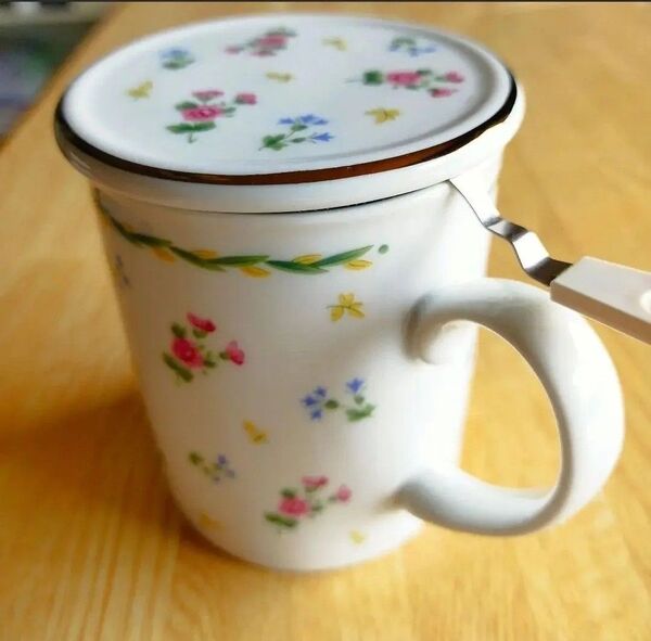 再出品 アフタヌーンティー マグ ノースリーチ 花柄 磁器 レトロ 日本製 当時物 蓋付 食器