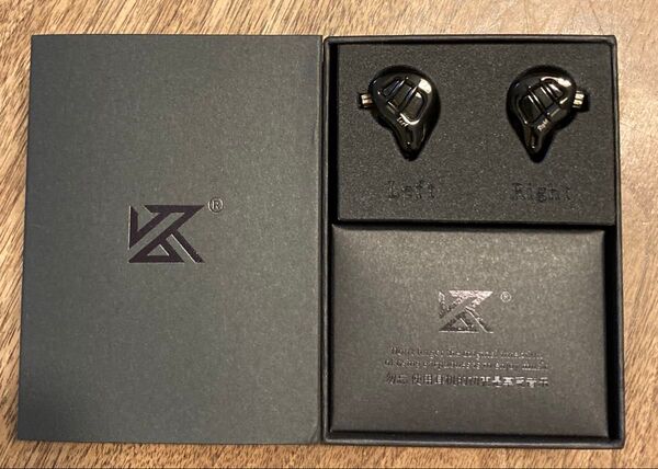 KZ ZAR 1DD+7BA ハイブリッドイヤホン
