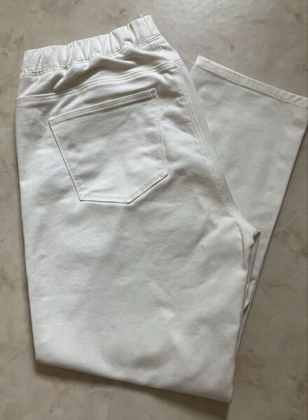 UNIQLO スキニーパンツ白 M