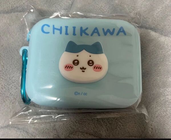 ちいかわ ミニシリコンポーチ ハチワレ