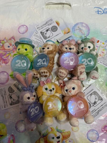 新品 ディズニー 20周年 カラフルハピネス ぬいぐるみチャーム コンプリート 最安値!