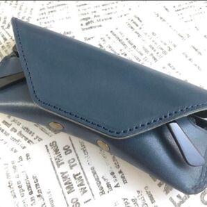 栃木レザー メガネケース ネイビー色 本革 コンパクト おしゃれ 日本製 ハンドメイド ヌメ革 栃木 レザー コンパクト 革