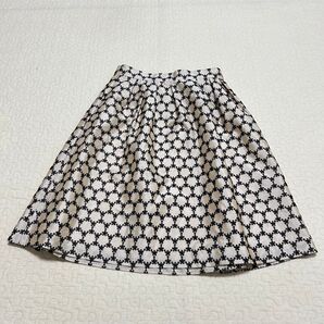 リッチミーニューヨーク 日本製 フラワーデザインフレアスカート サイズ1 M 総柄 花柄 ウエストゴム a2030