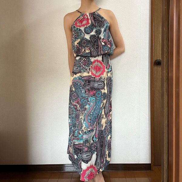 マキシワンピース ペイズリー柄 ホルターネック ハイネックワンピース Sロング ワンピース カラードレス ノースリーブ