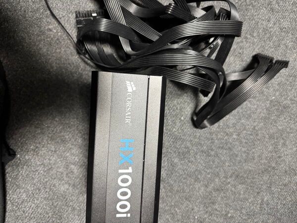 Corsair HX1000i 1000W電源ユニット