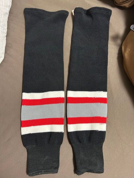 【買い得、ほぼ未使用】アイスホッケー用ニットソックス