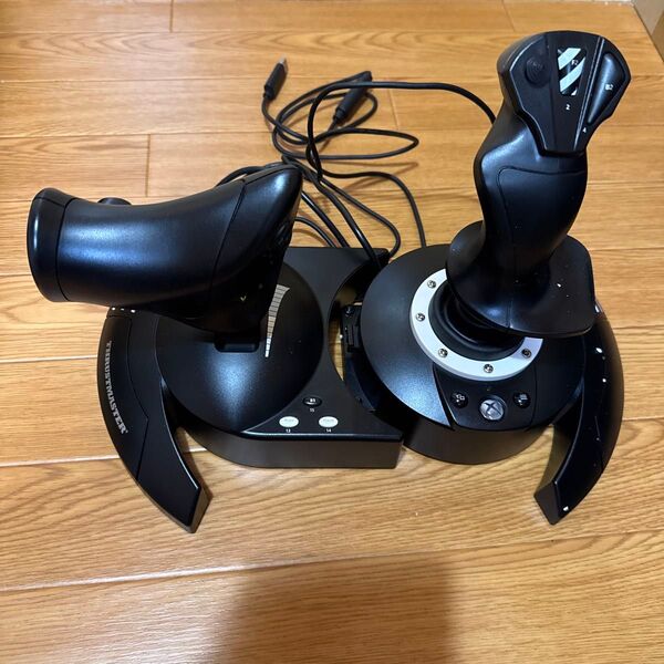 ジョイスティック PC |T-Flight Hotas One XB1/PC 【並行輸入品】