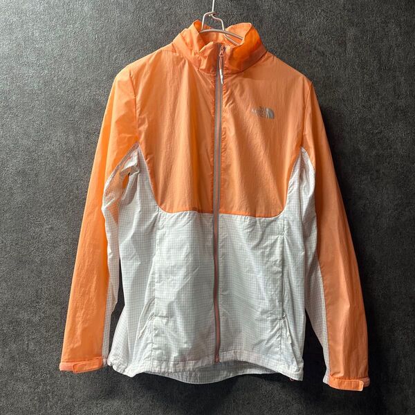 85/S THE NORTH FACE ノースフェイス マウンテンパーカー ナイロンジャケット レディース オレンジ