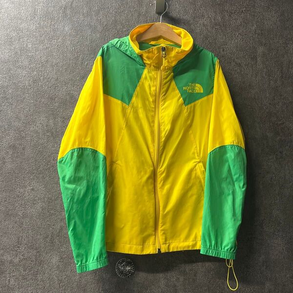 140㎝ THE NORTH FACE ノースフェイス マウンテンパーカー ナイロンジャケット キッズ イエロー