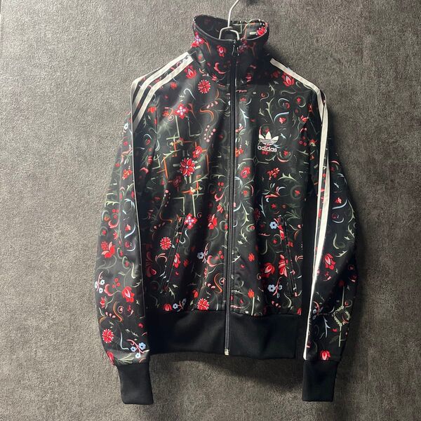 85/M adidas アディダス トラックジャケット ジャージレディース 花柄 ブラック