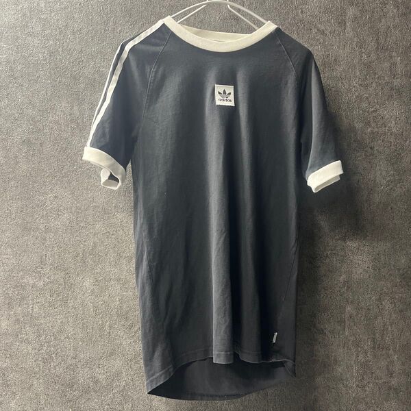 XSサイズ adidas アディダス Tシャツ ブラック ワンポイントロゴ トラフォイル