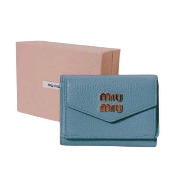 《極美品》miumiu ヴィッテロダイノレザー 財布 マトラッセ ブルー ミュウミュウ