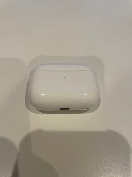 AirPodspro第2世代 ケースのみ ※付属の箱など無し 動作確認済み