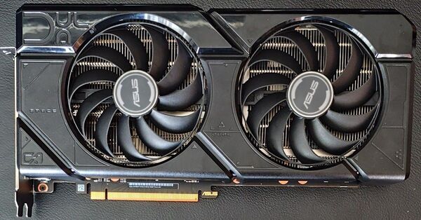 DUAL-RX7800XT-O16G ASUS Dual Radeon RX 7800 XT OC 16GB GDDR6