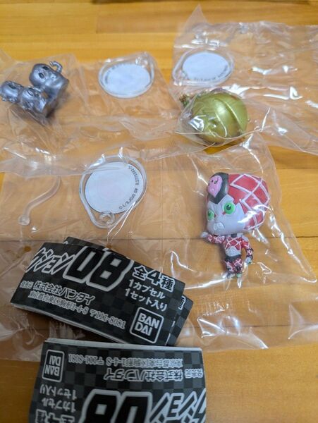 ジョジョの奇妙な冒険 スタンドコレクションフィギュア 08の3種セット!