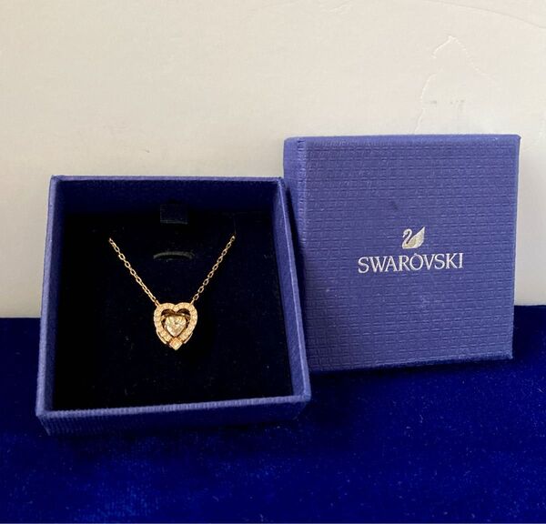 【SWAROVSKI】ピンクゴールド ダンシングストーンネックレス