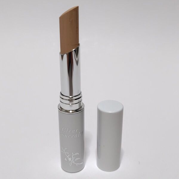悠香のコンシーラー シミ用部分ファンデーション Clear Concealer