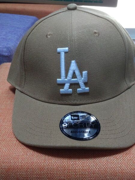 NEW ERA 9FORTY LA ドジャース キャップ カーキ