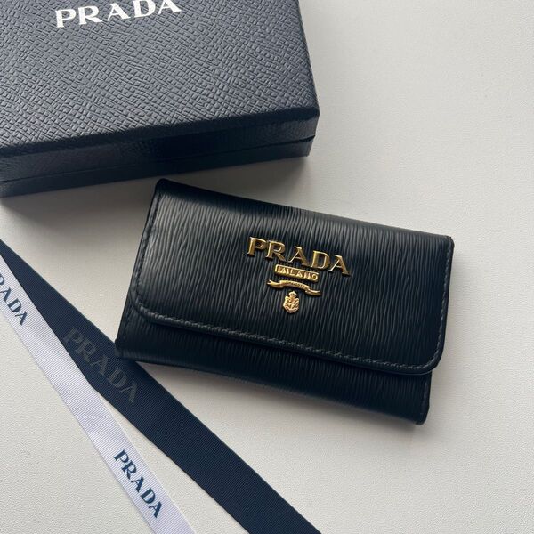 234 美品 PRADA プラダ キーケース