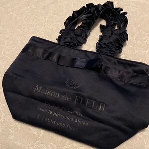 Maison de FLEUR フリル トートバッグ ネイビー