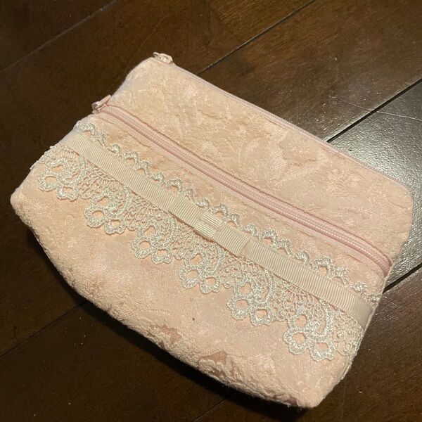 近沢レースのピンクのポーチ リボン レース ダブルファスナー