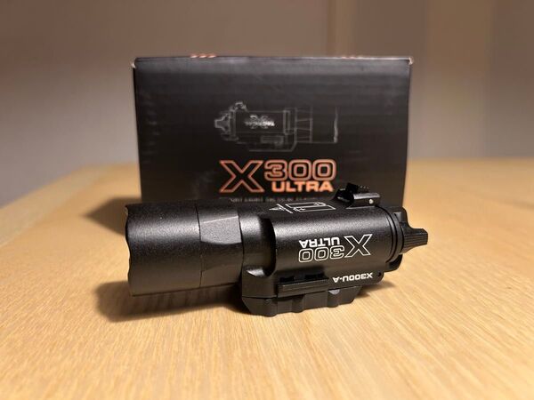 SUREFIRE シュアファイア X300 ULTRA LED タクティカルフラッシュライト レプリカ